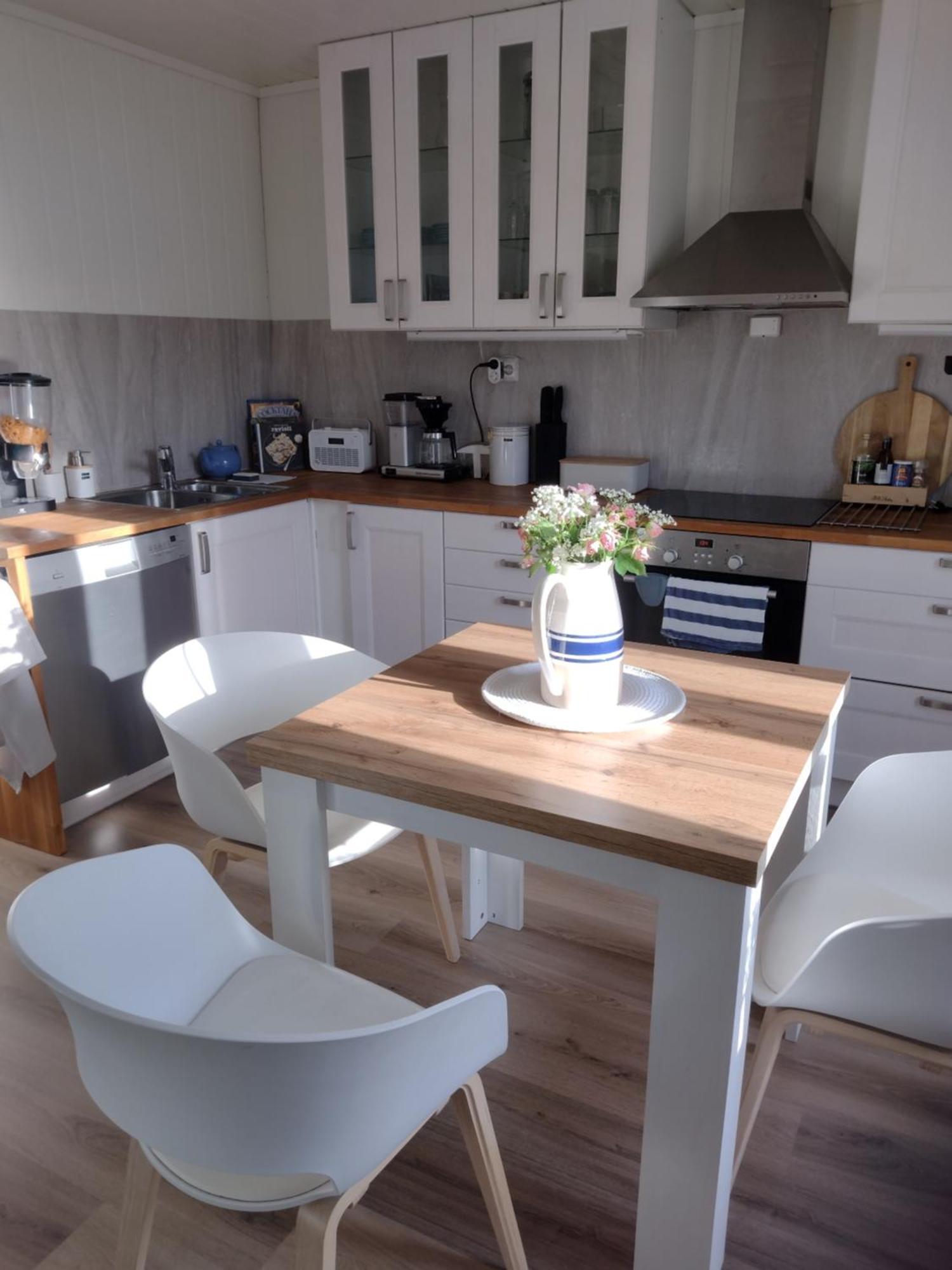 Light Home Apartment Alesund With Free Parking Eksteriør billede